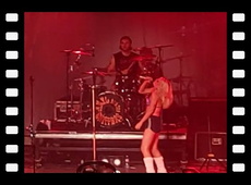 Amyl And the Sniffers - It's Mine- Phoenix 2025
