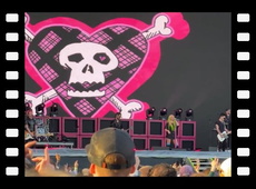 Avril Lavigne - What The Hell - Boston Calling 2025